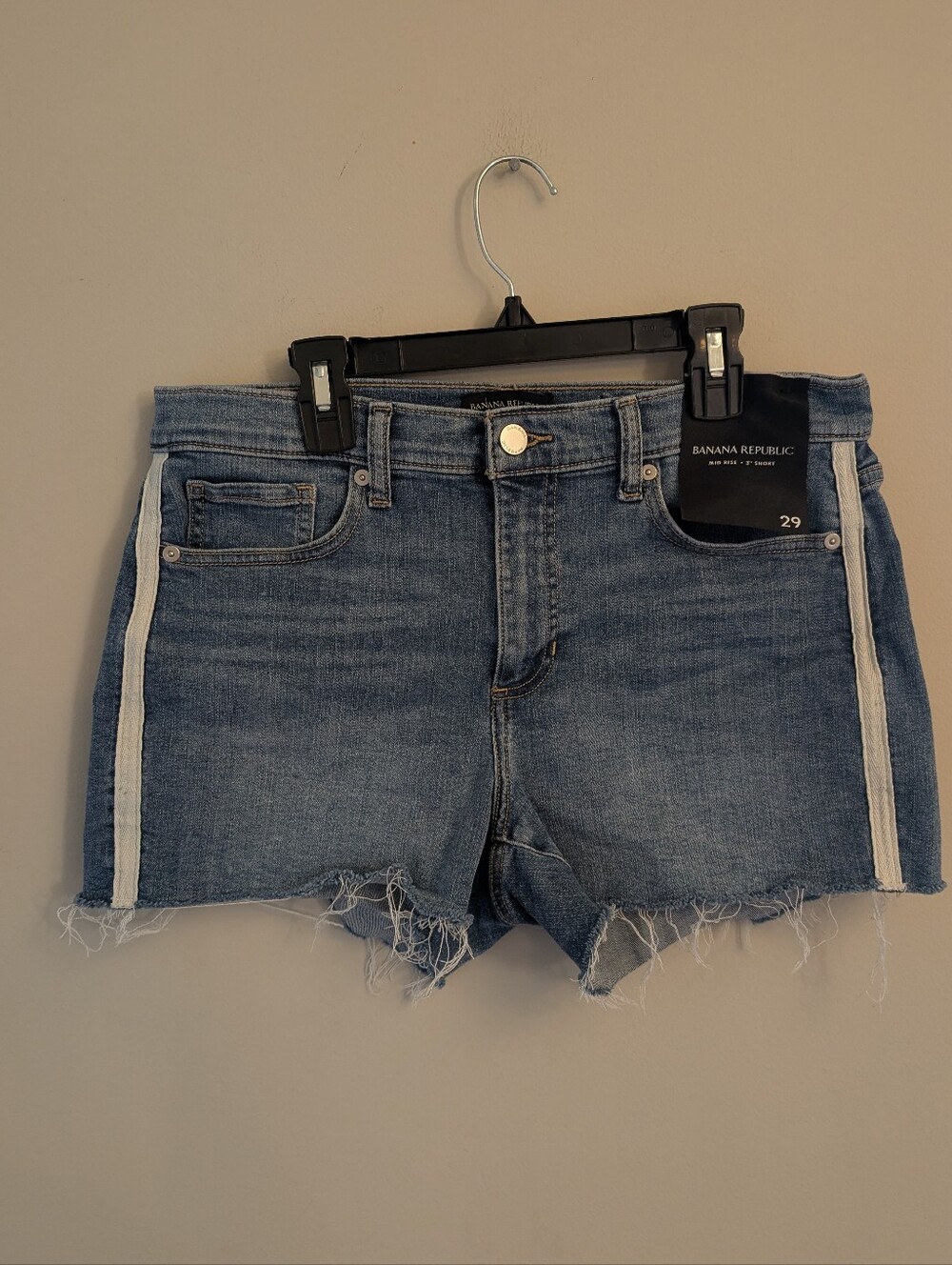 Banana Republic Mid Rise Denim Shorts Size 29